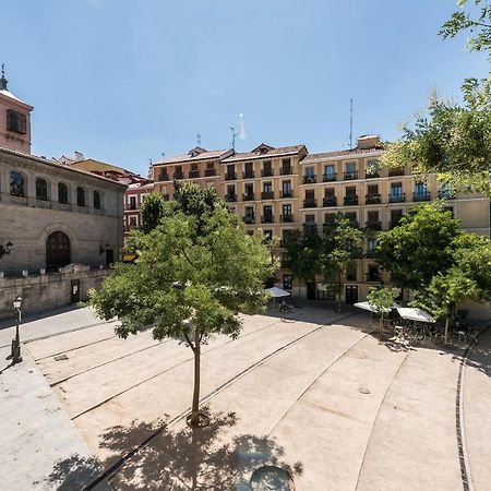 Apartmán Plaza Paja Arrendamiento De Temporada Madrid Exteriér fotografie