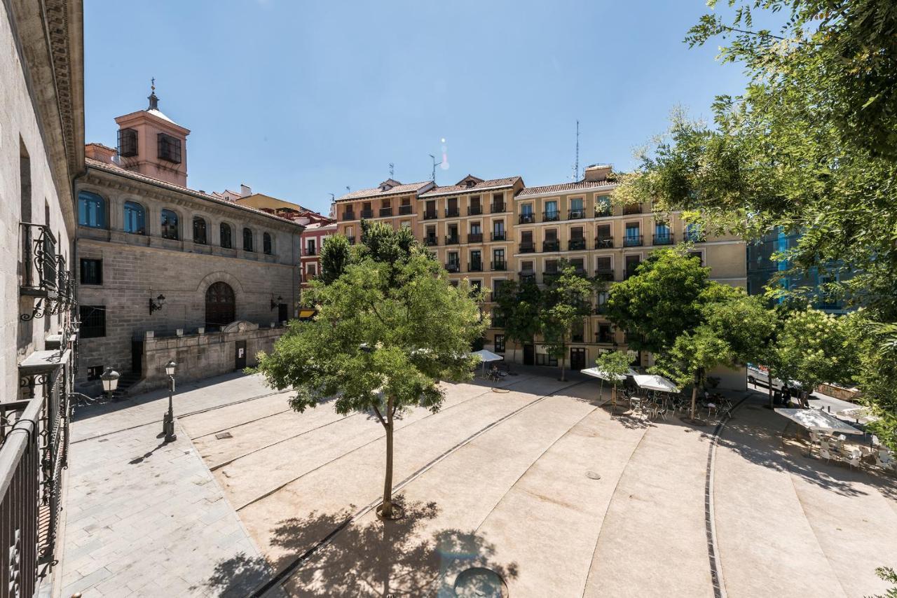 Apartmán Plaza Paja Arrendamiento De Temporada Madrid Exteriér fotografie