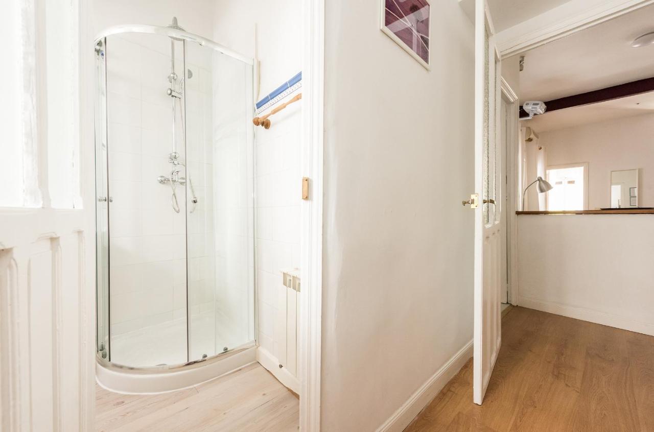 Apartmán Plaza Paja Arrendamiento De Temporada Madrid Exteriér fotografie
