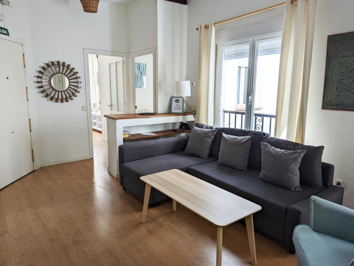 Apartmán Plaza Paja Arrendamiento De Temporada Madrid Exteriér fotografie